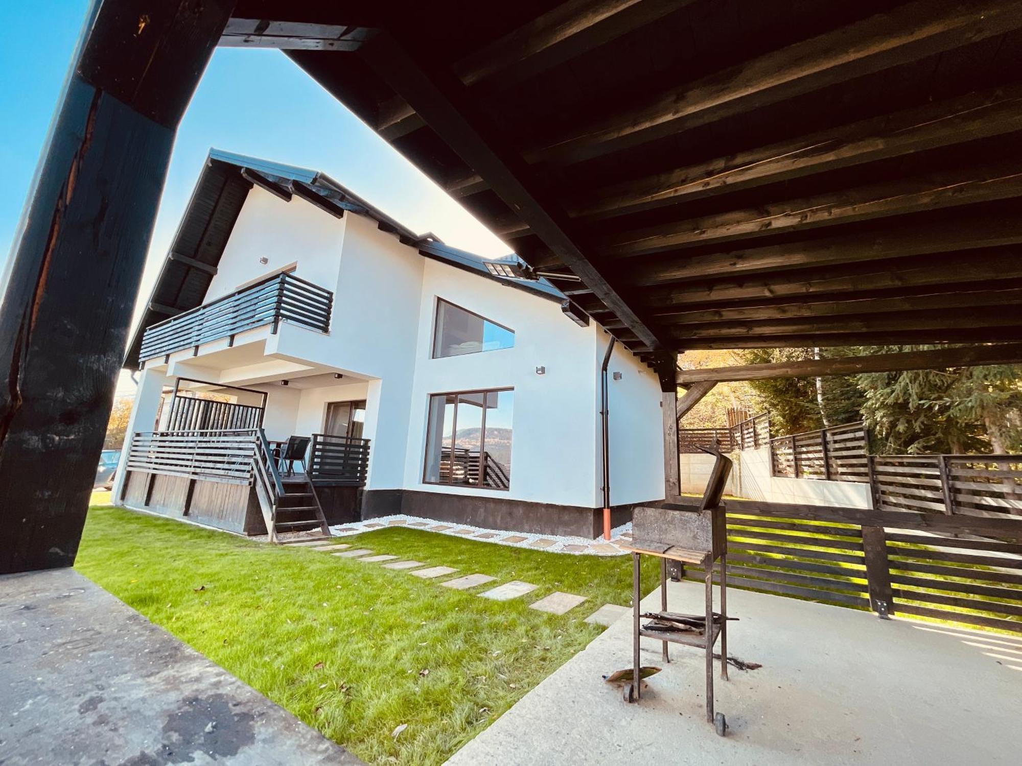 Pensiunea Cityview Câmpulung Moldovenesc Екстериор снимка
